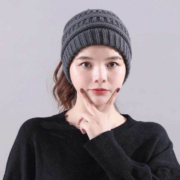 Ladies Ponytail Solid Color Warm Casual Wool Hedging Hat