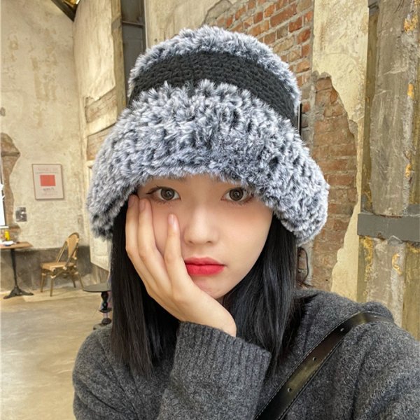 Women's Fashion Retro Hundred With Ear Protection Warm Woolen Hat